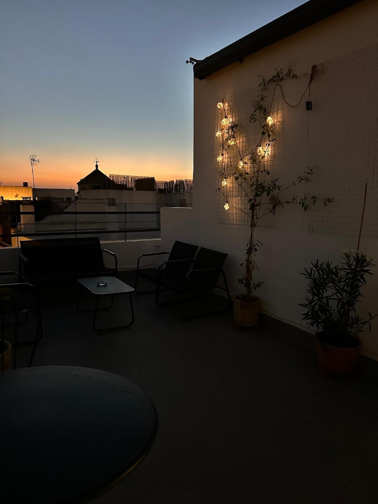 Almazen Apartamentos, Arrayan 23 Siviglia Esterno foto