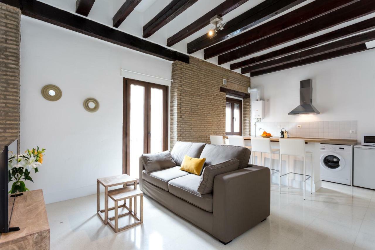 Almazen Apartamentos, Arrayan 23 Siviglia Esterno foto