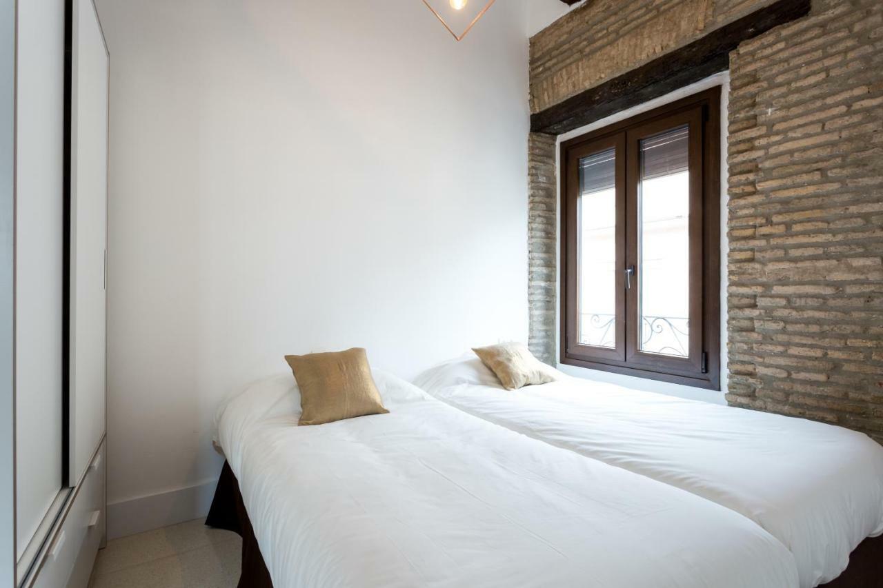 Almazen Apartamentos, Arrayan 23 Siviglia Esterno foto