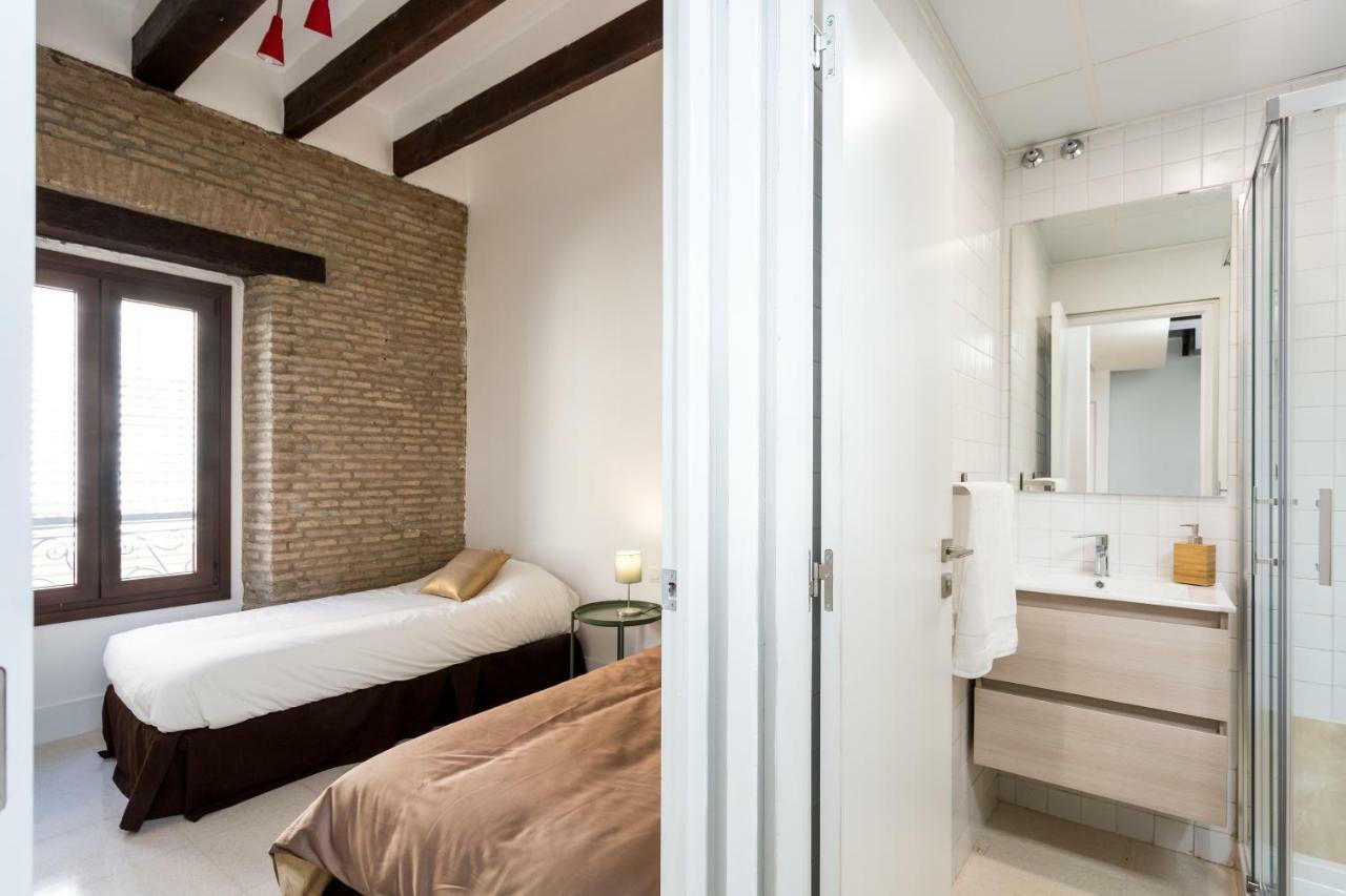 Almazen Apartamentos, Arrayan 23 Siviglia Esterno foto