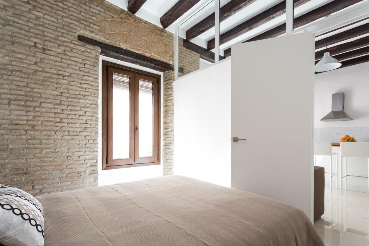 Almazen Apartamentos, Arrayan 23 Siviglia Esterno foto
