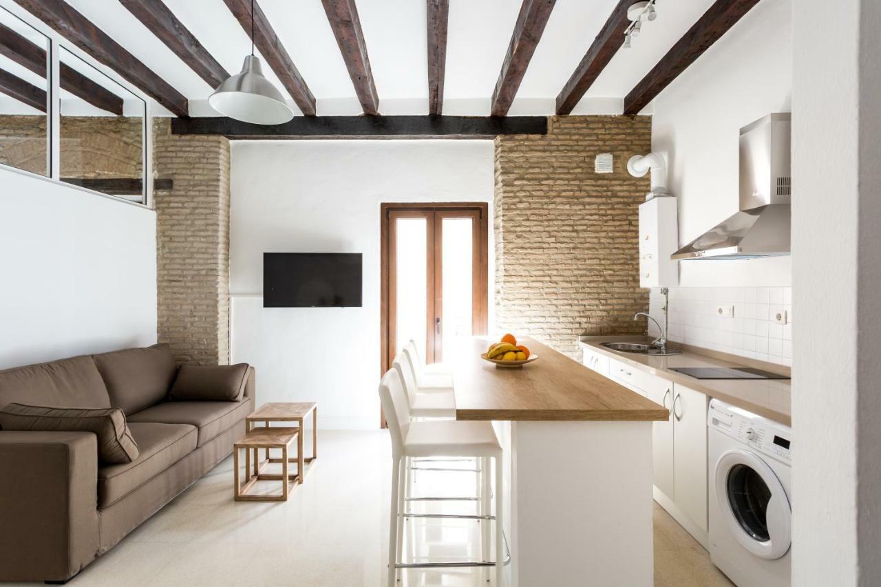 Almazen Apartamentos, Arrayan 23 Siviglia Esterno foto