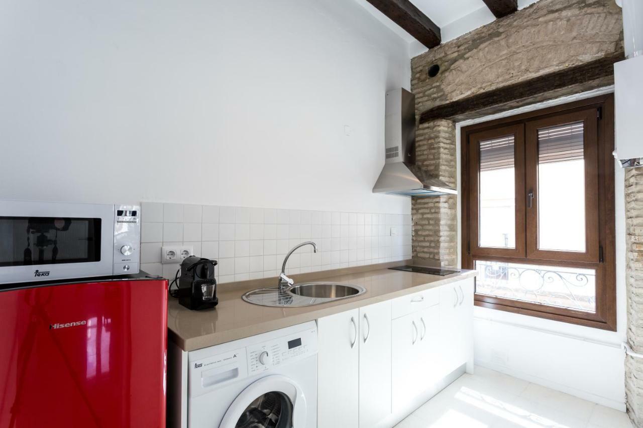 Almazen Apartamentos, Arrayan 23 Siviglia Esterno foto