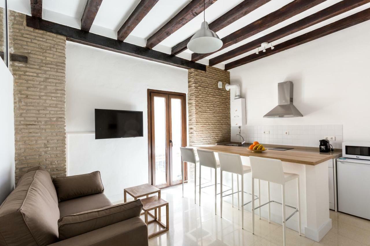 Almazen Apartamentos, Arrayan 23 Siviglia Esterno foto